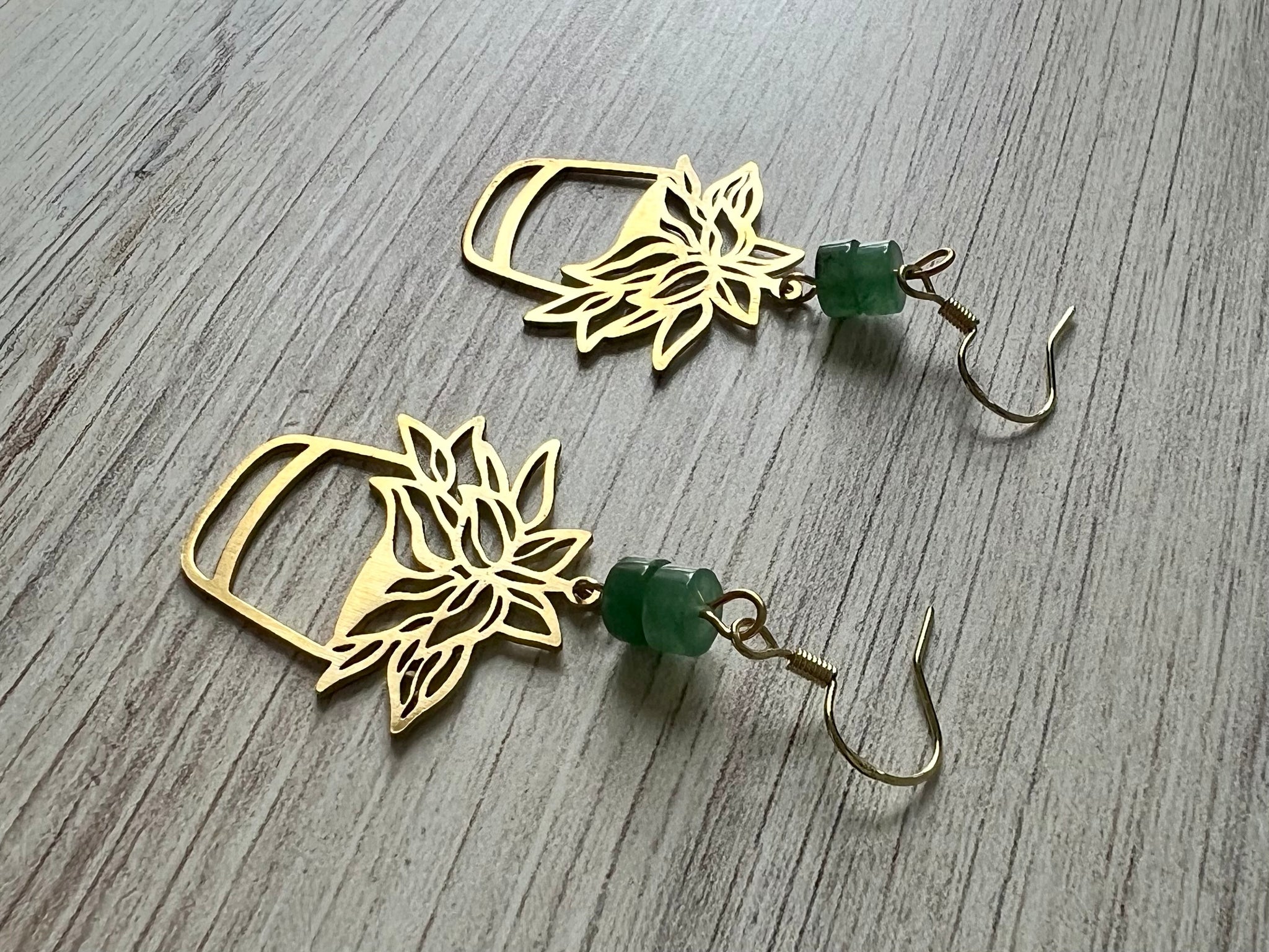 earring philodendron wire Green Aventurine Philodendron Earrrings