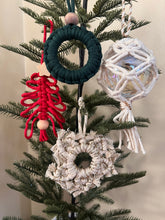 Load image into Gallery viewer, Macrame Ornament Workshop at Tradition Brewing

