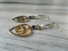 Load image into Gallery viewer, Starry Eye Heart Earrings
